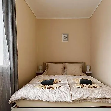 Modern Living - Free Parking 3*